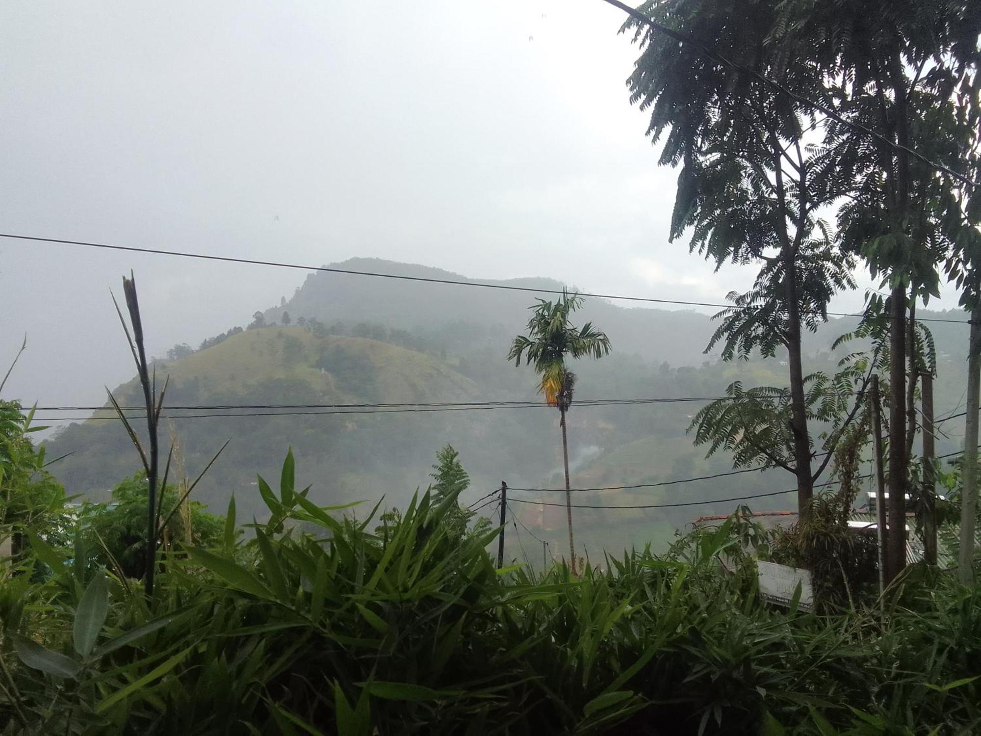Elegant Hill Apartment เอลลา ภายนอก รูปภาพ