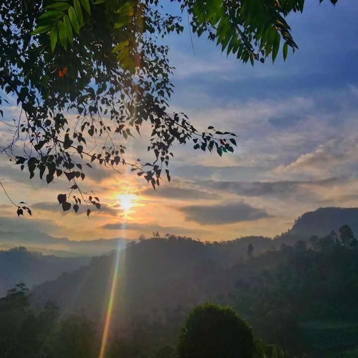 Elegant Hill Apartment เอลลา ภายนอก รูปภาพ